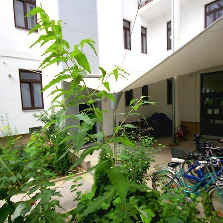 Appartamento For The Bold, Chic And Open Minded Vienna Esterno foto